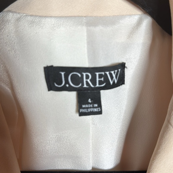 NWOT J. Crew Cropped Blazer in City Crepe Raw Cashew Size 4 - Picture 2 of 11